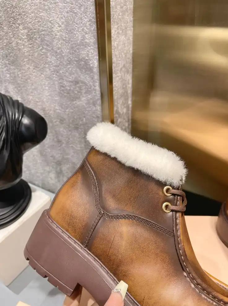 hype Miu Miu Boots