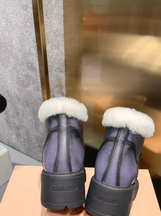 hype Miu Miu Boots