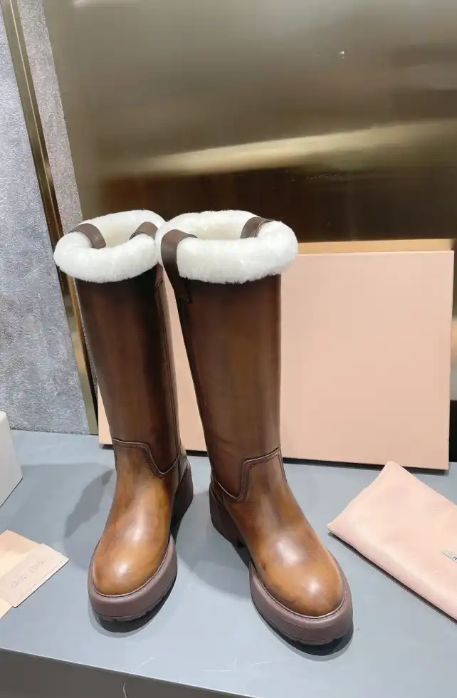 hype Miu Miu Boots