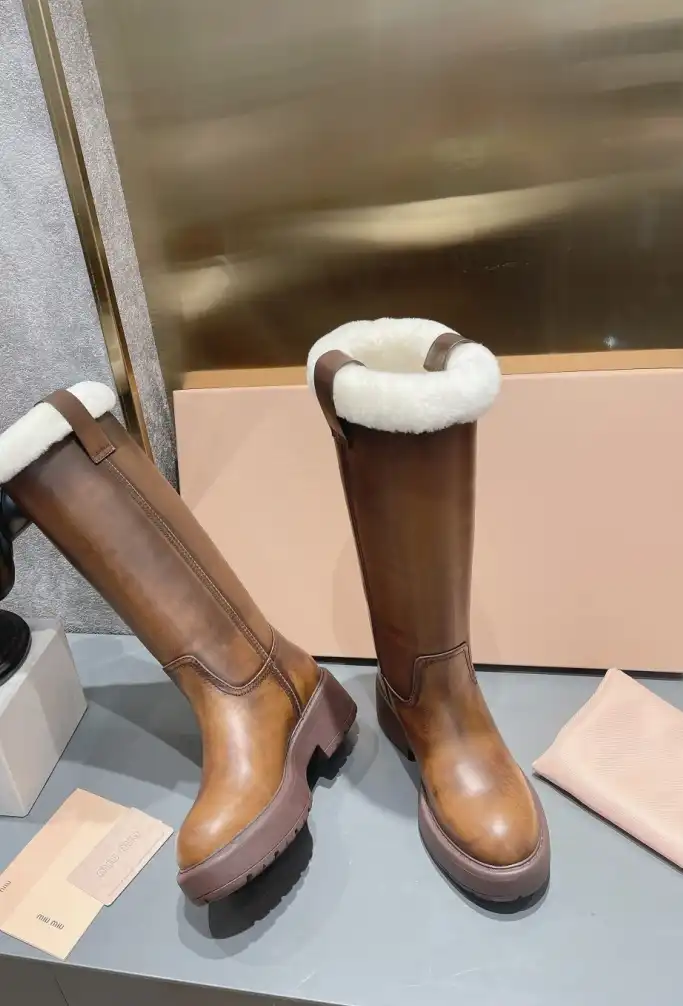 hype Miu Miu Boots