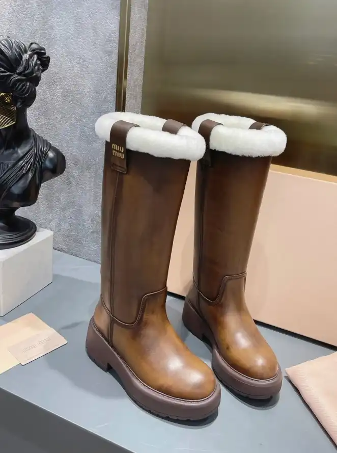 hype Miu Miu Boots