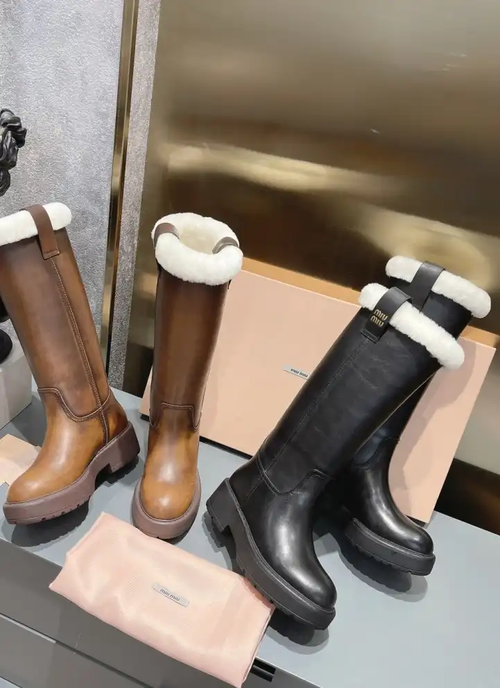 hype Miu Miu Boots