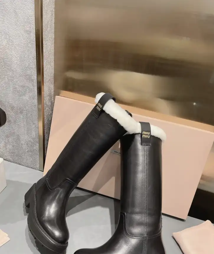 hype Miu Miu Boots