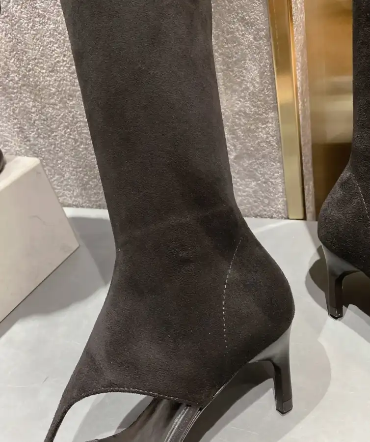 hype Miu Miu Boots