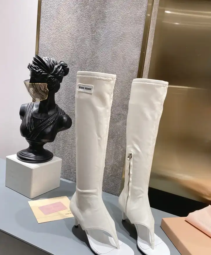 hype Miu Miu Boots