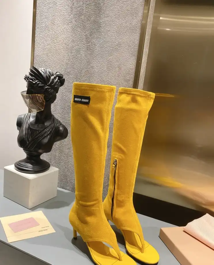 hype Miu Miu Boots