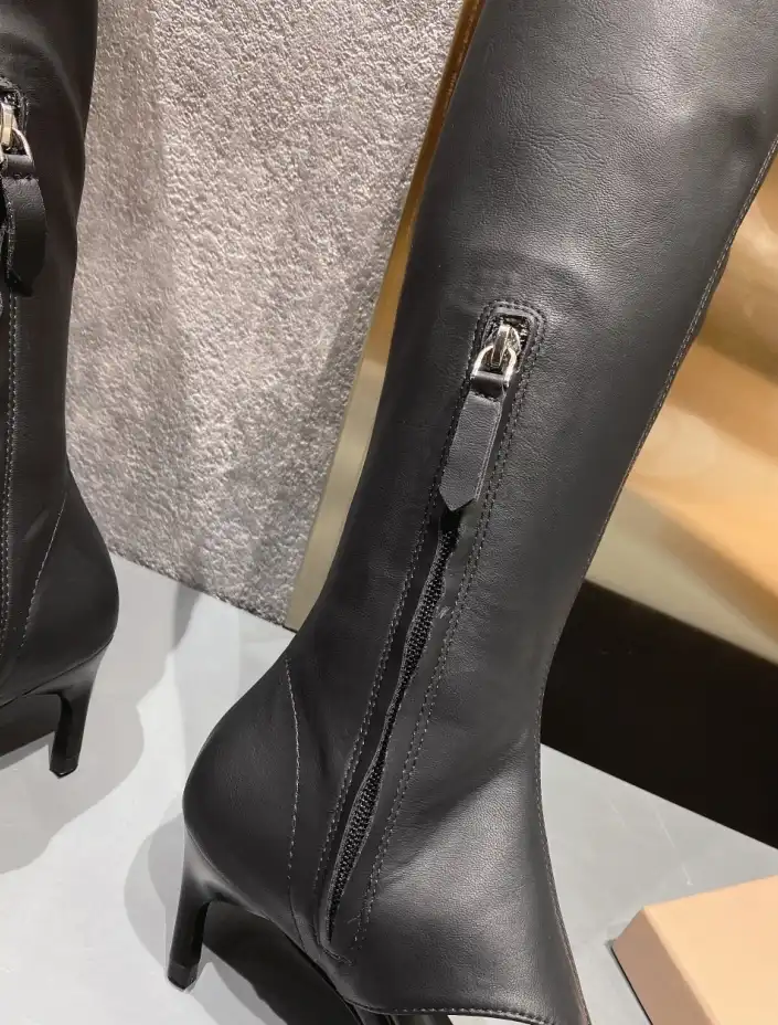 hype Miu Miu Boots