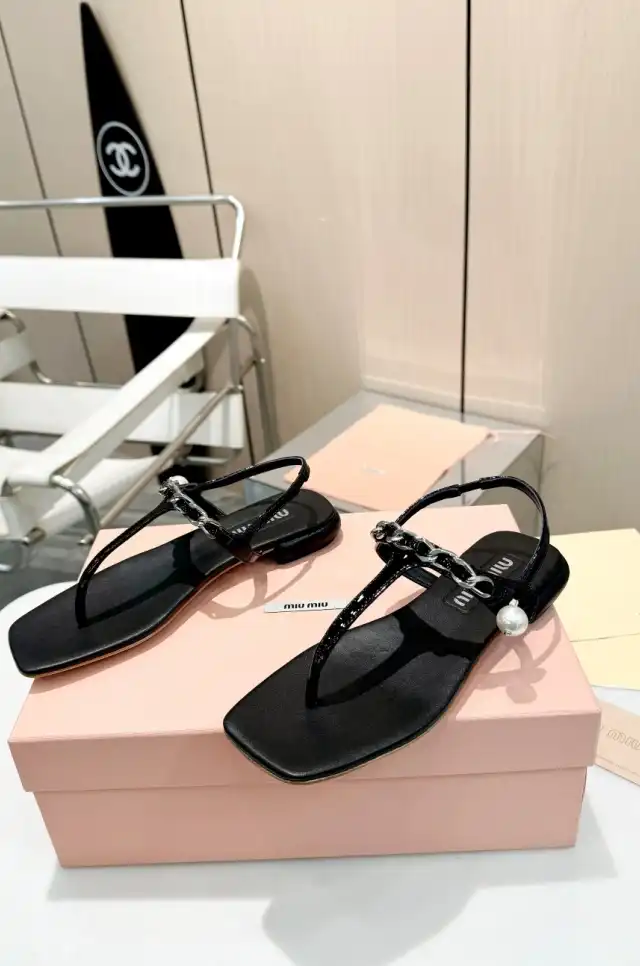 hype Miu Miu Sandals