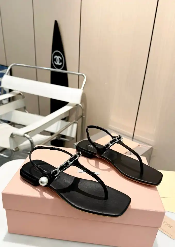 hype Miu Miu Sandals