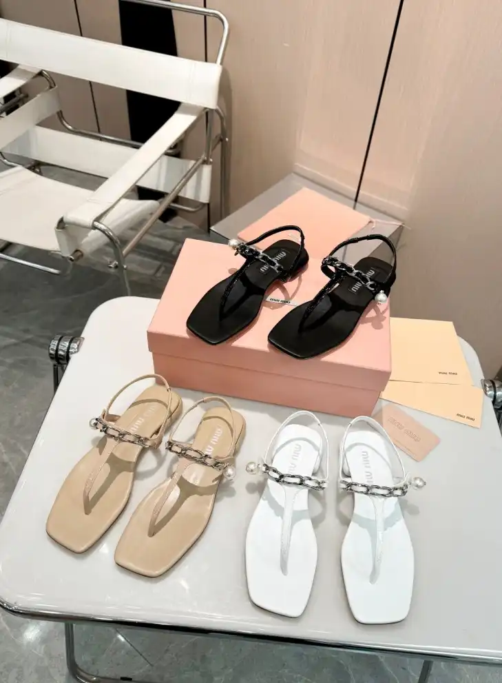 hype Miu Miu Sandals