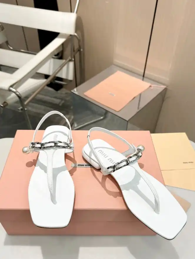 hype Miu Miu Sandals