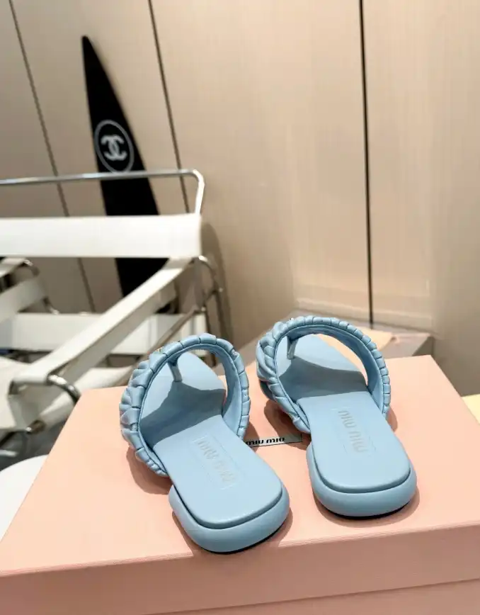 hype Miu Miu Slippers