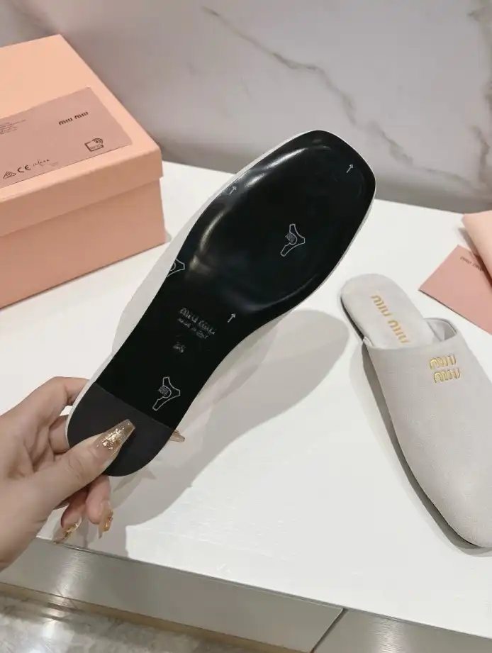 hype Miu Miu Slippers