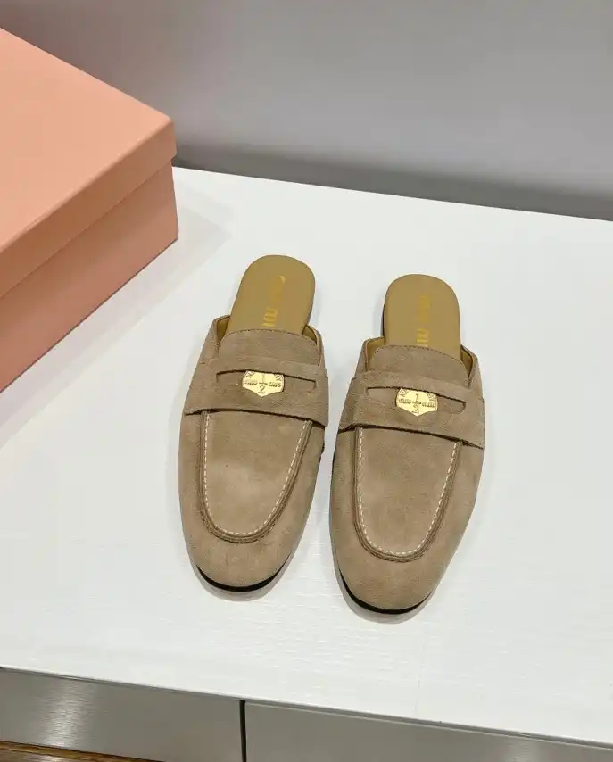 hype Miu Miu Slippers