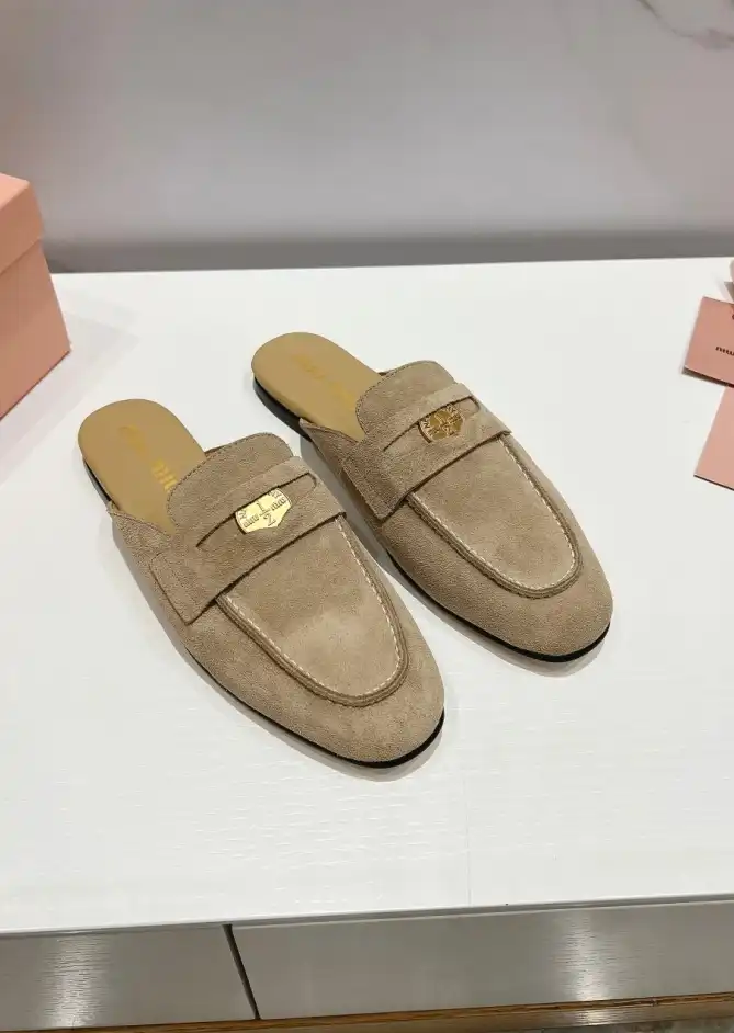 hype Miu Miu Slippers