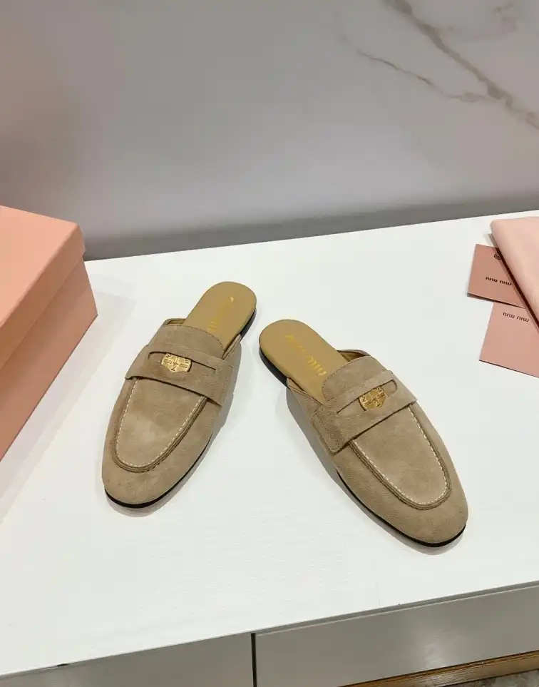 hype Miu Miu Slippers