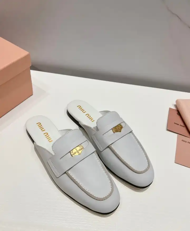 hype Miu Miu Slippers