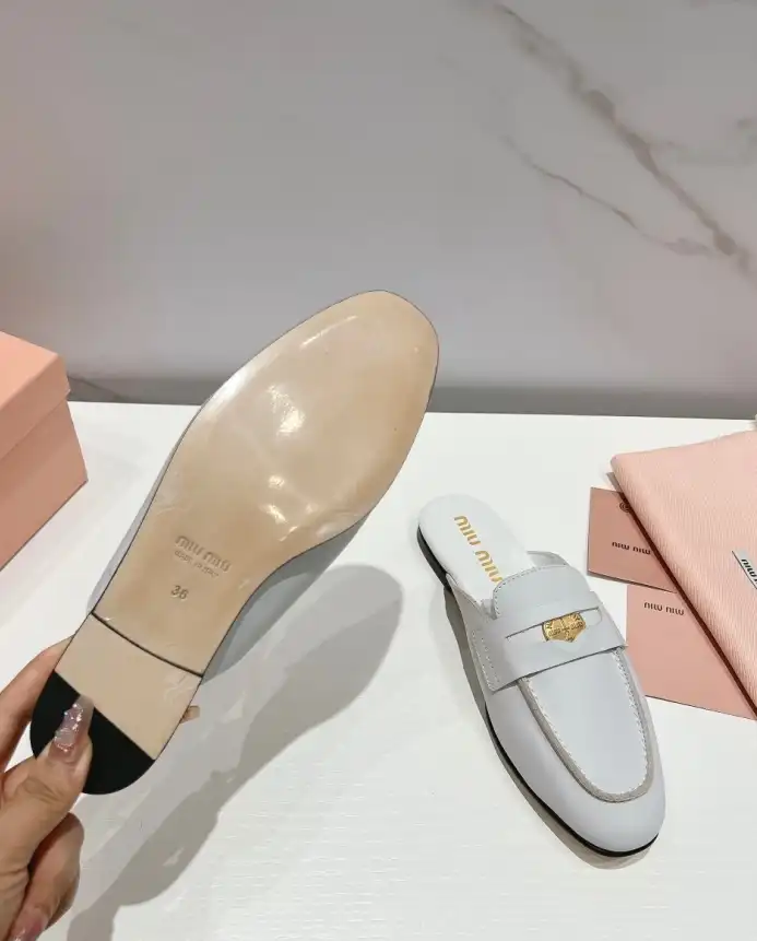 hype Miu Miu Slippers