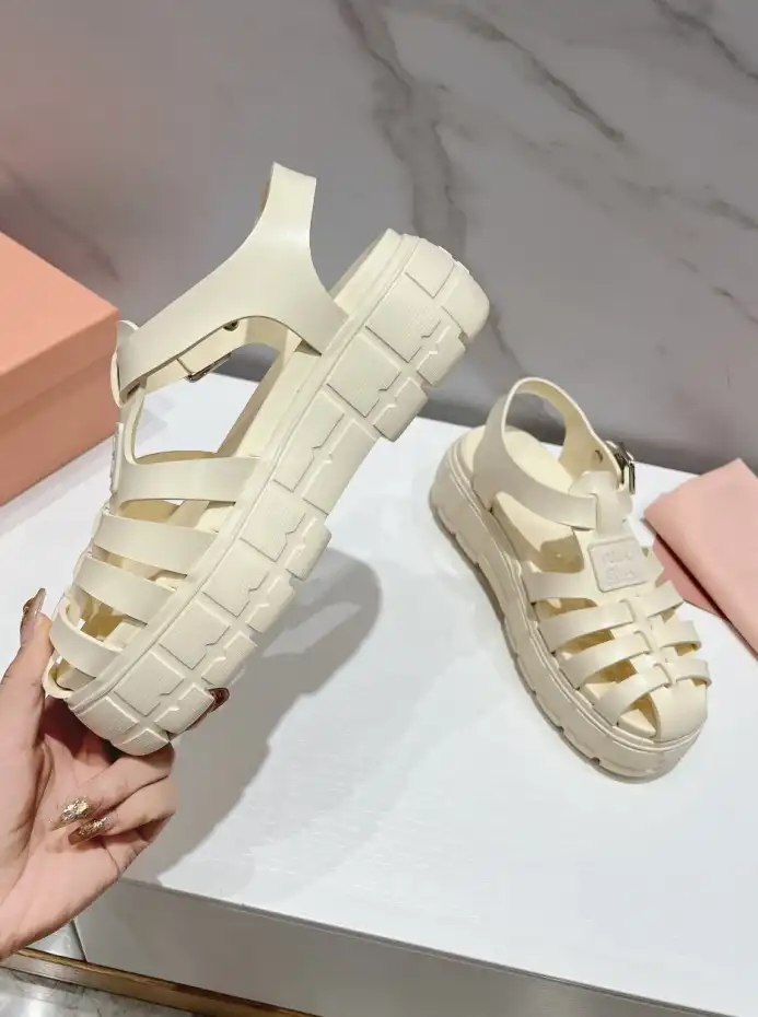 hype Miu Miu Sandals