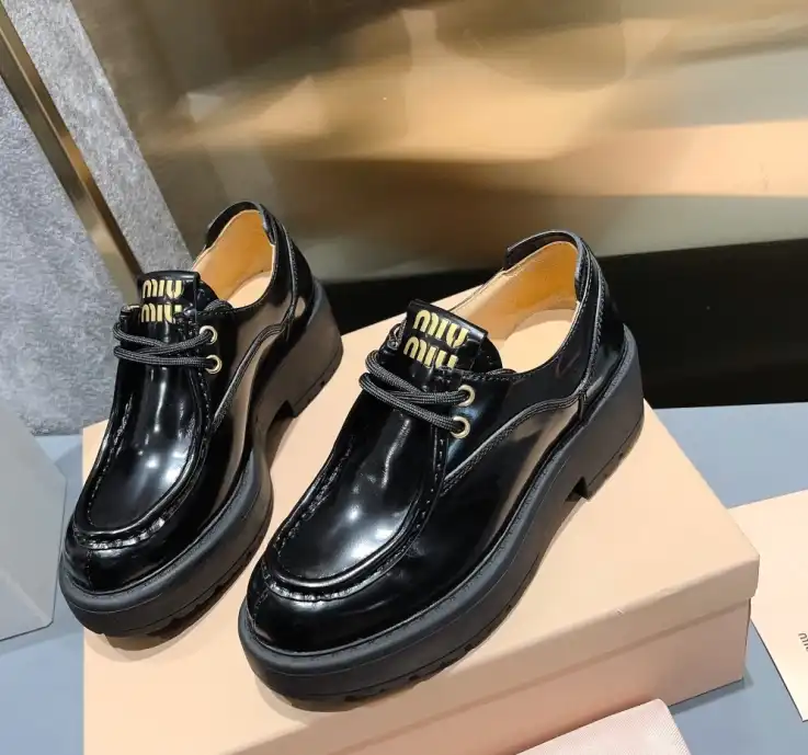 hype Miu Miu Leather Shoes