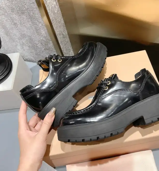 hype Miu Miu Leather Shoes