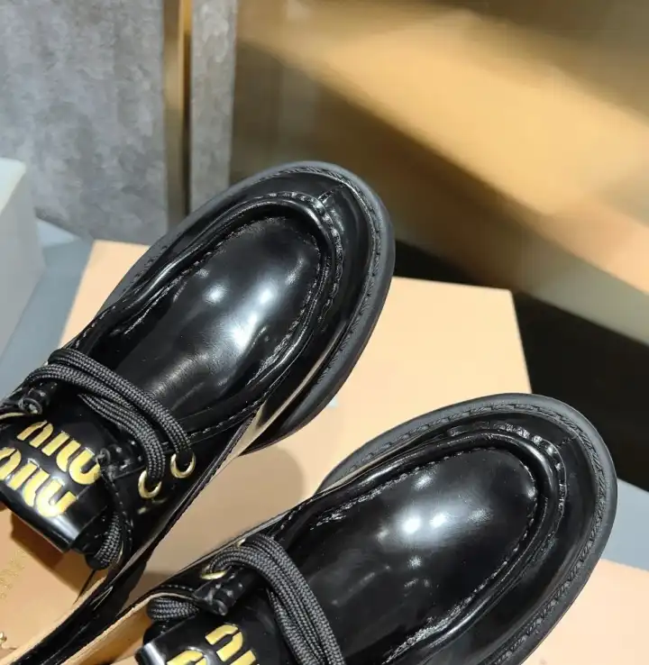 hype Miu Miu Leather Shoes