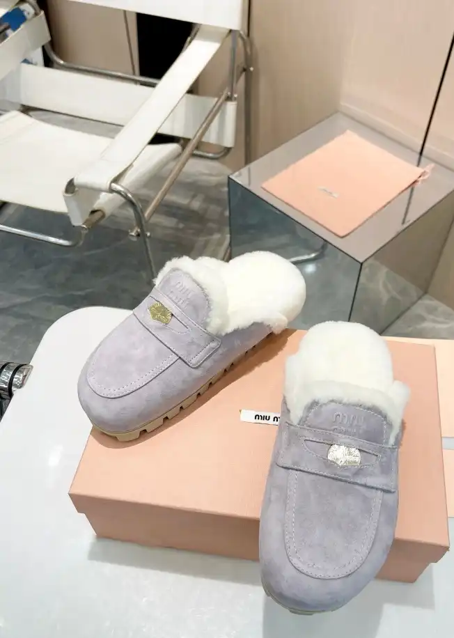 hype Miu Miu Slippers