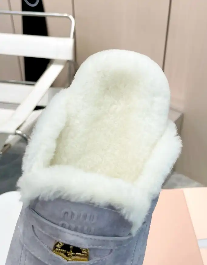 hype Miu Miu Slippers