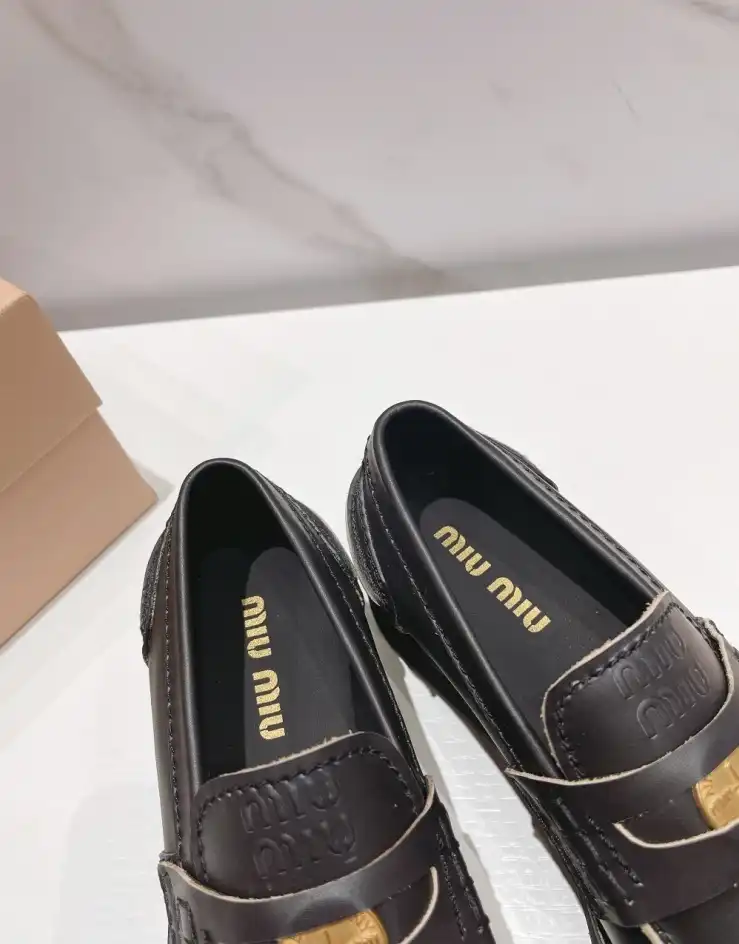 hype Miu Miu Leather Shoes