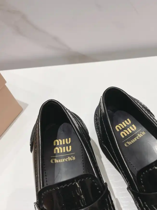 hype Miu Miu Leather Shoes