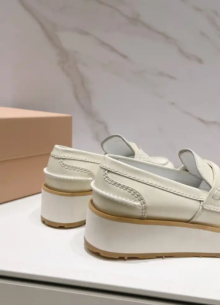 hype Miu Miu Leather Shoes