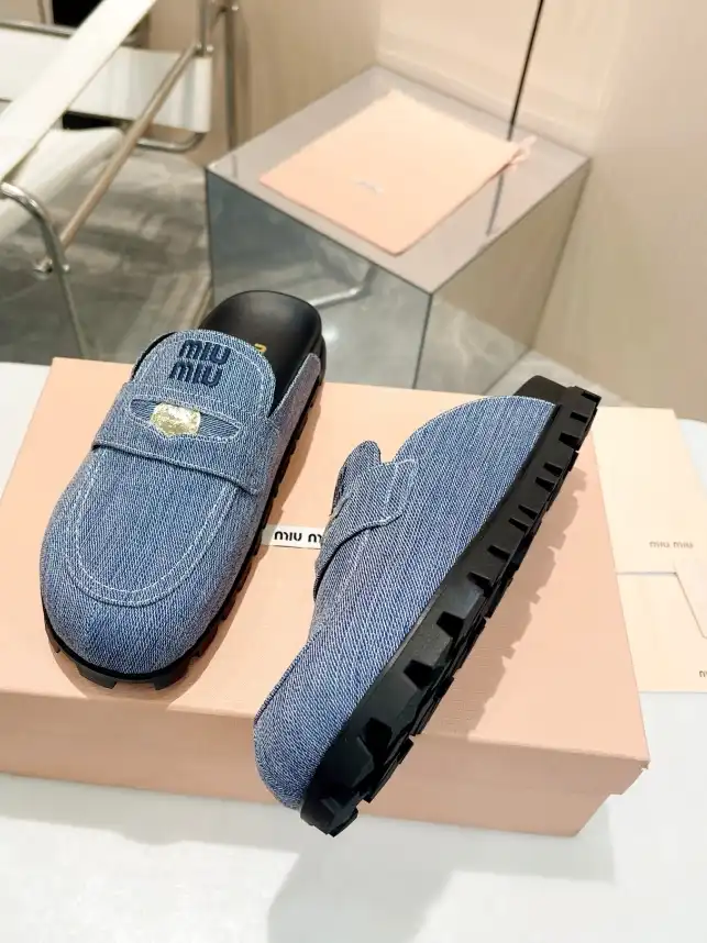 hype Miu Miu Slippers