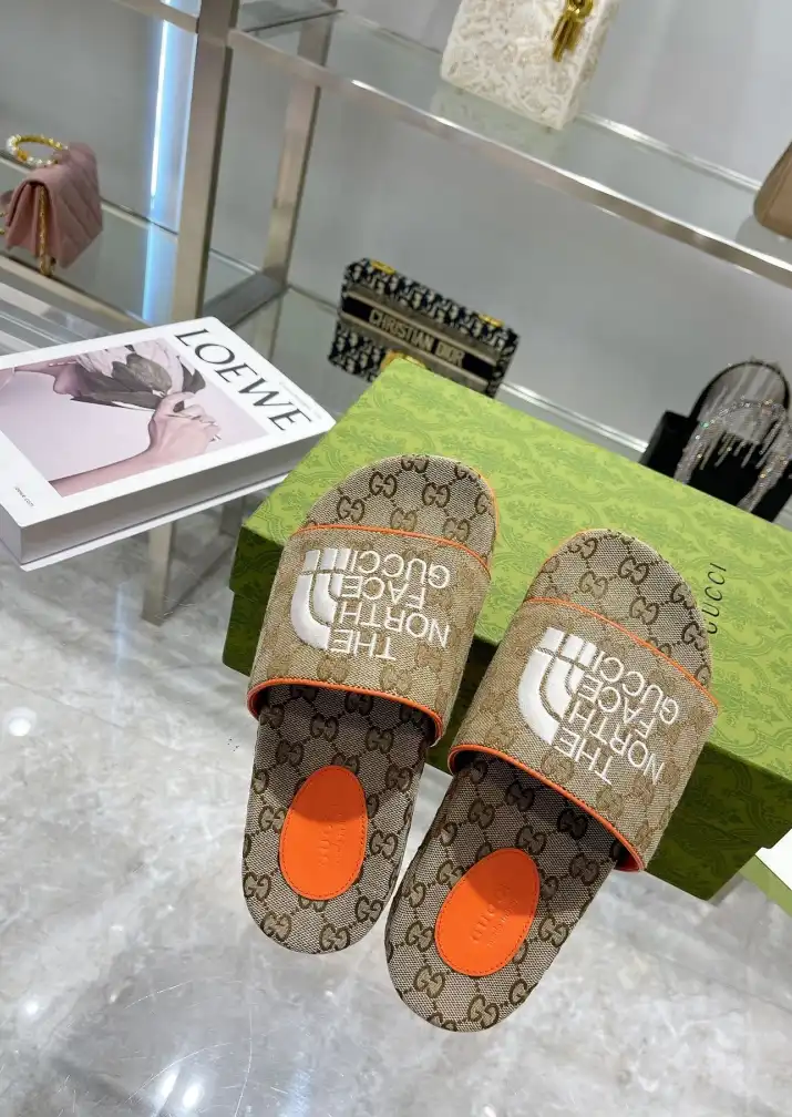 hype Gucci Slippers