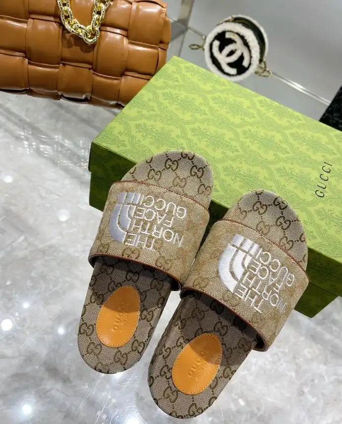 hype Gucci Slippers