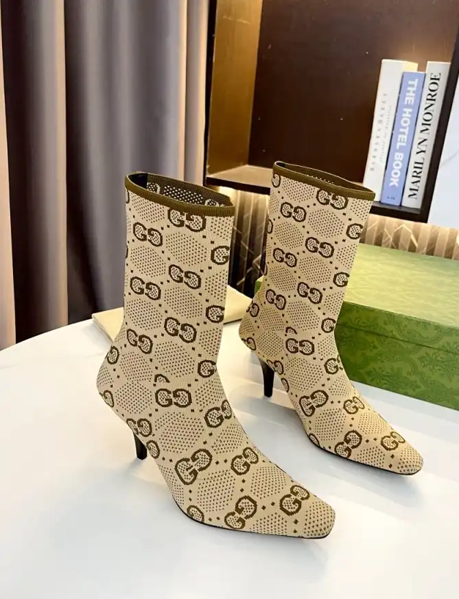 hype Gucci Boots