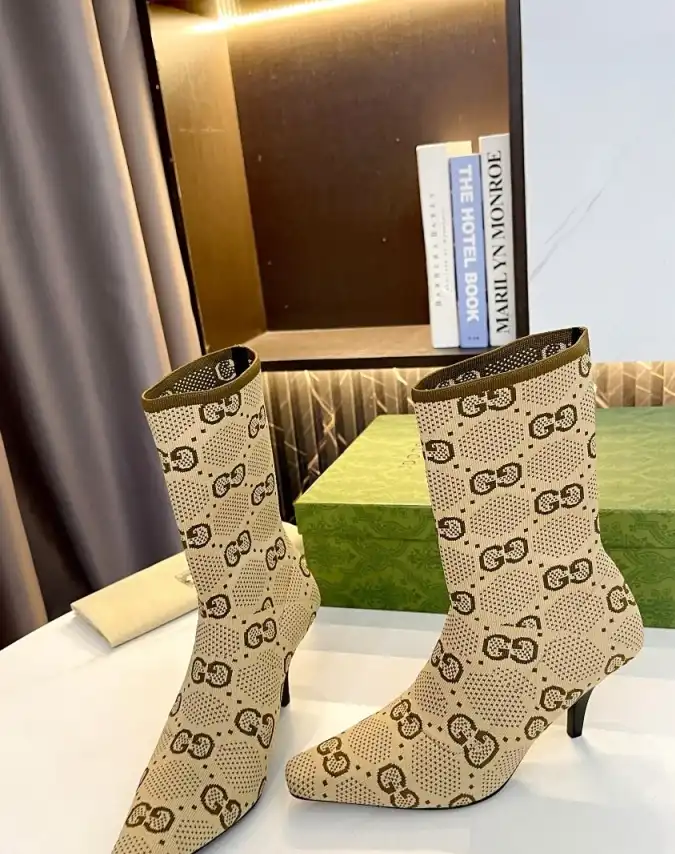 hype Gucci Boots