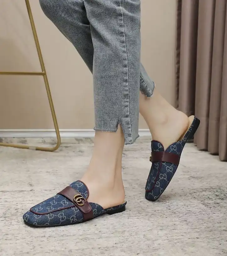 hype Gucci Slippers