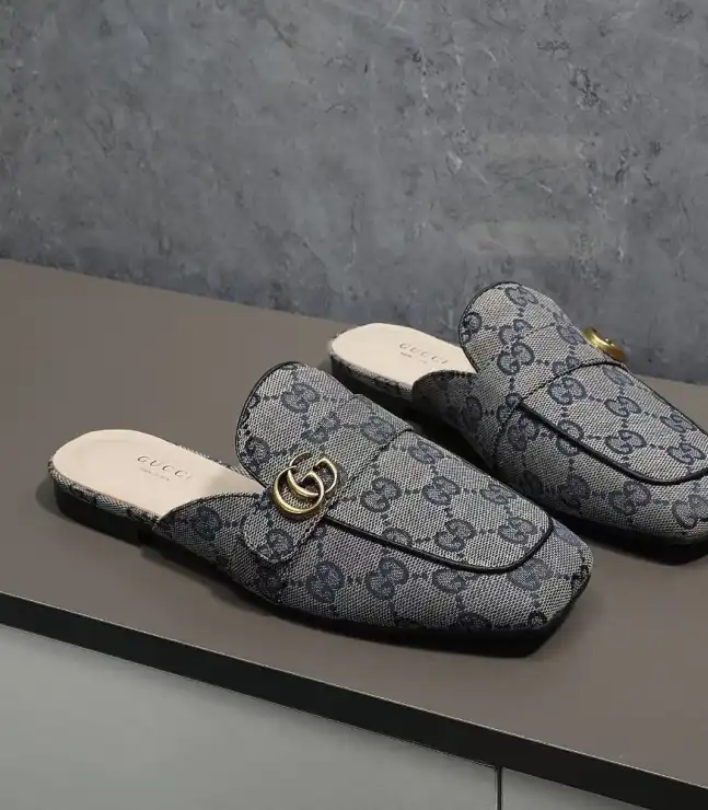 hype Gucci Slippers