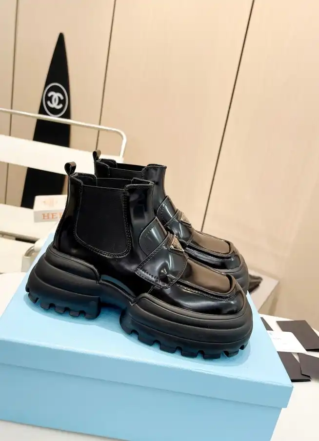 hype Prada Leather Shoes