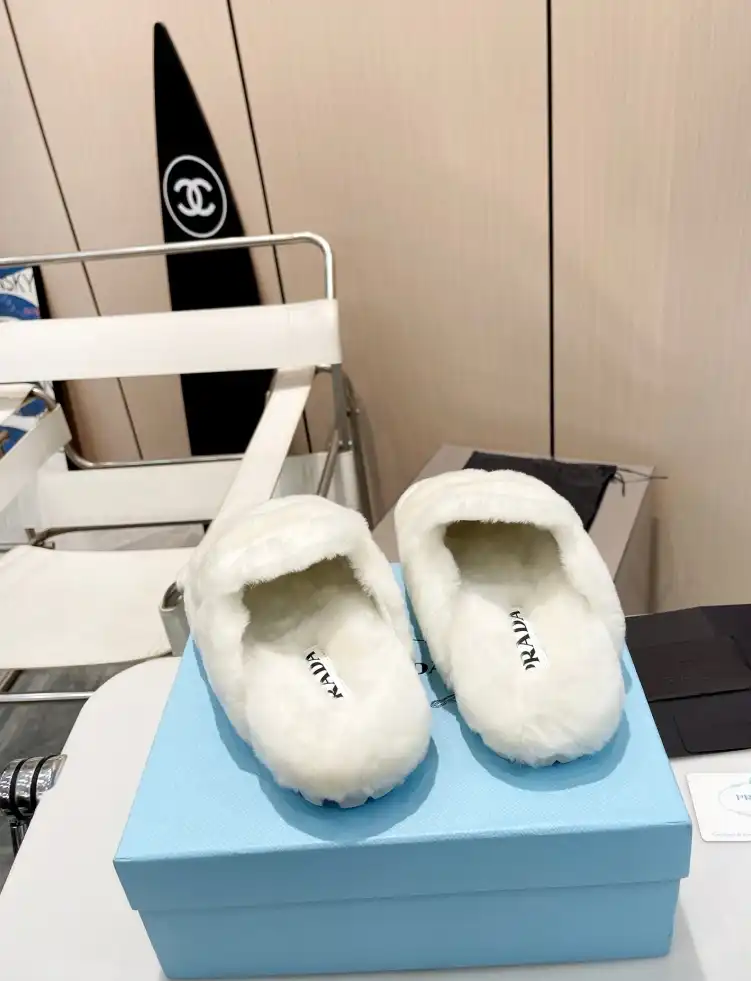 hype Prada Slippers