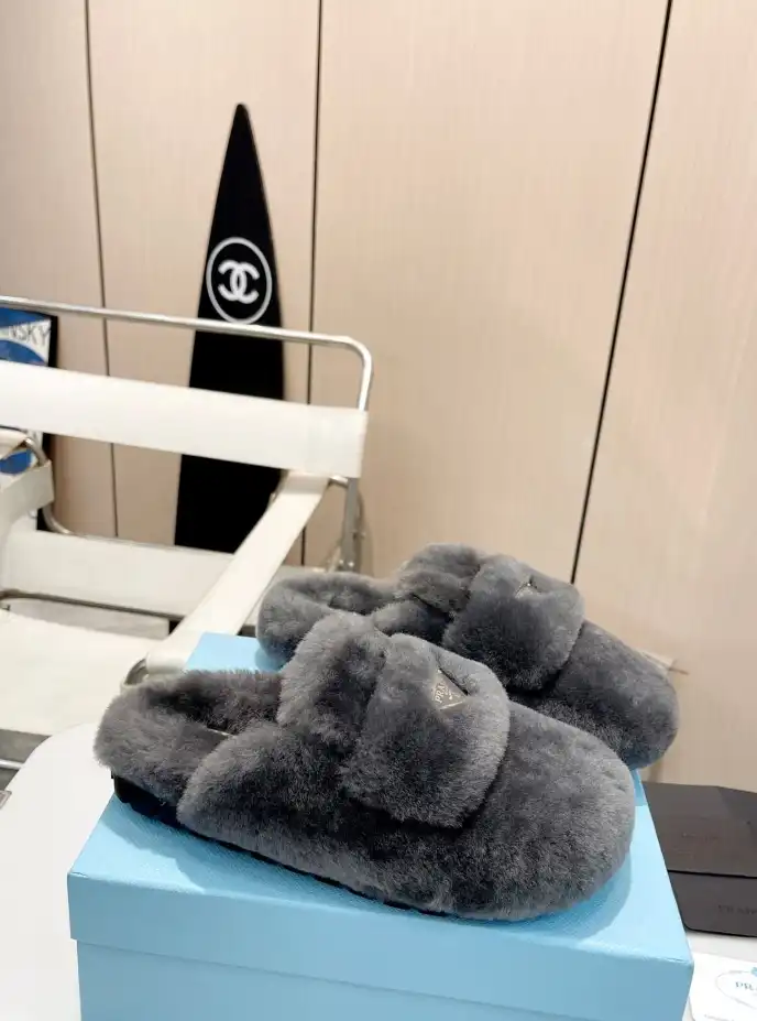 hype Prada Slippers