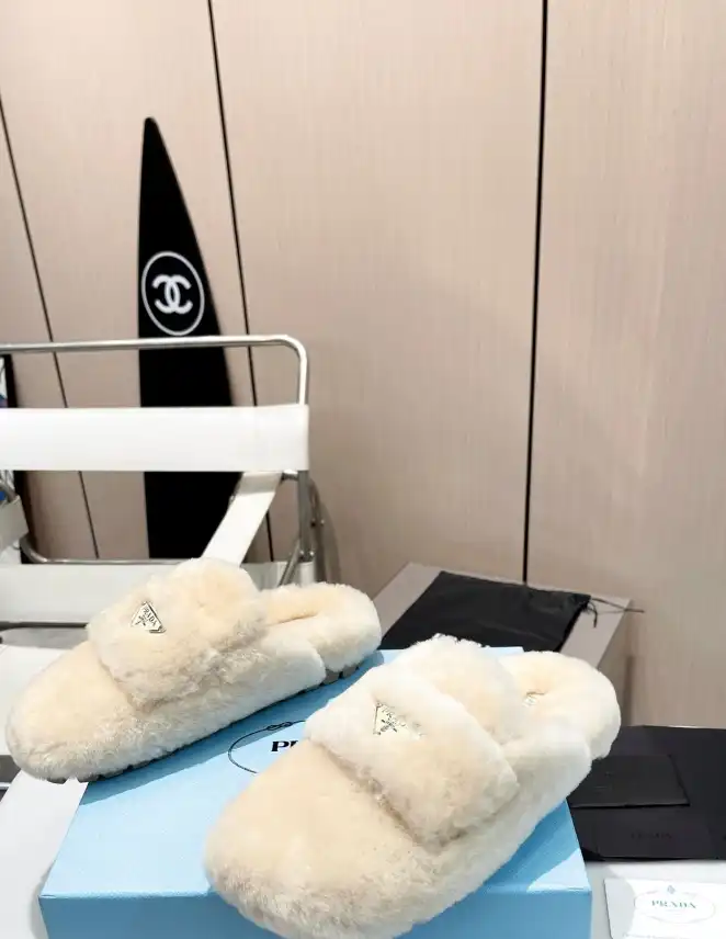 hype Prada Slippers