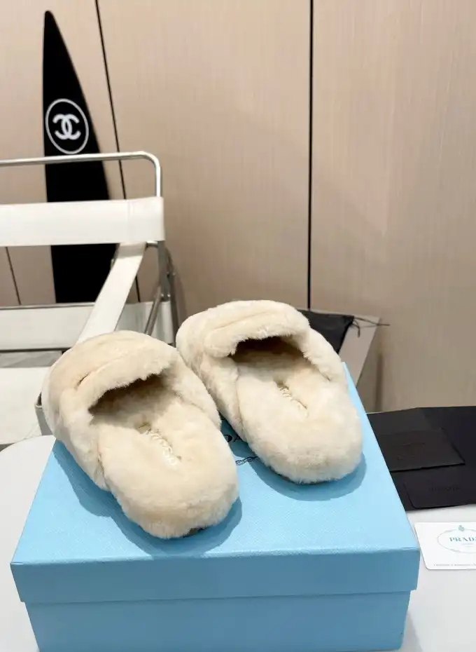 hype Prada Slippers