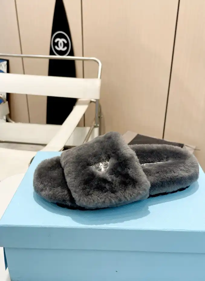 hype Prada Slippers