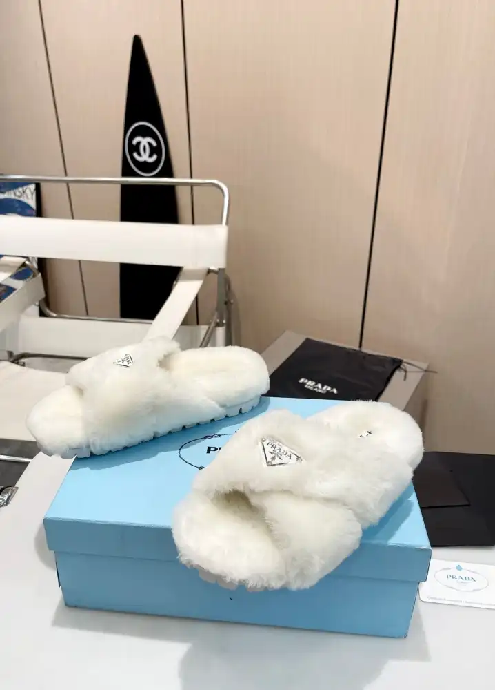 hype Prada Slippers