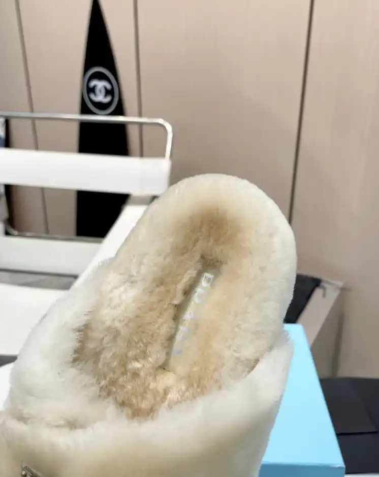 hype Prada Slippers