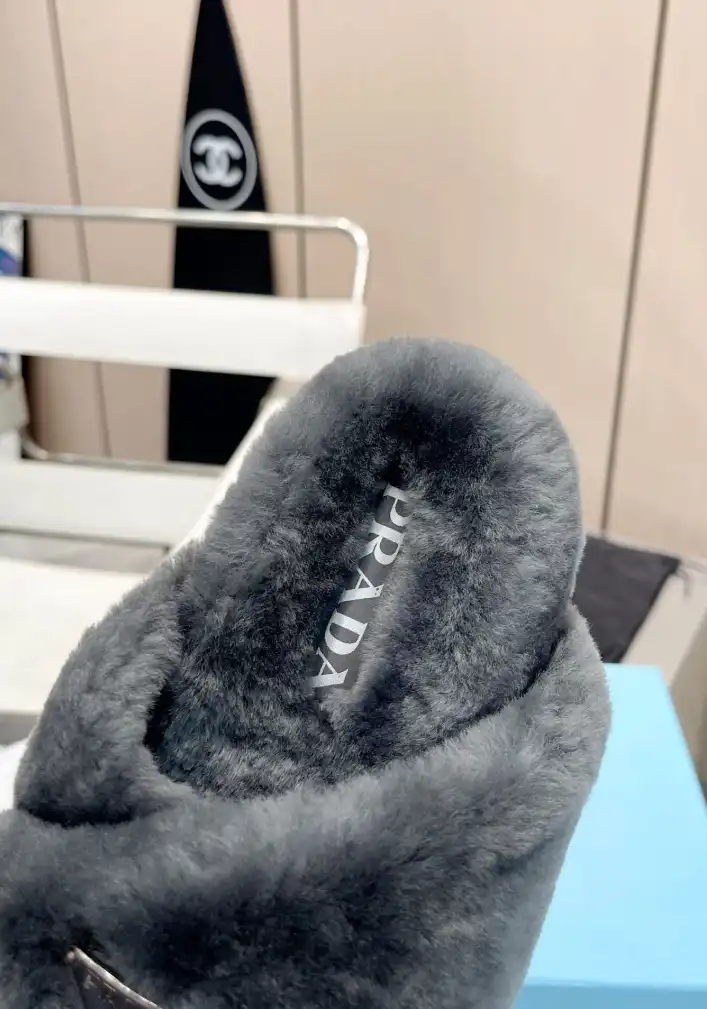 hype Prada Slippers