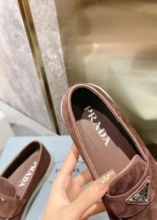 hype Prada Leather Shoes