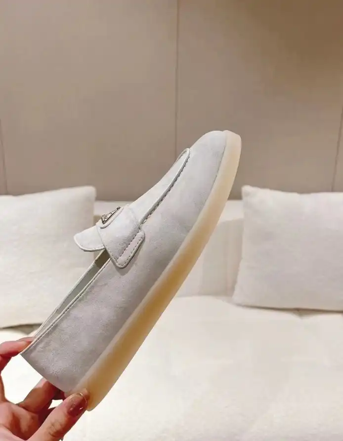 hype Prada Leather Shoes