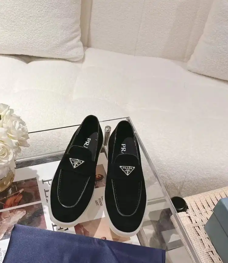 hype Prada Leather Shoes